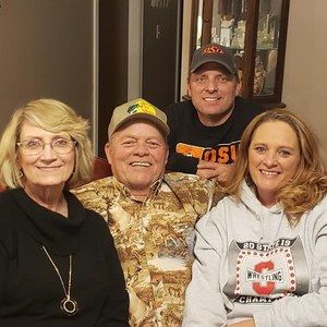 Meet your Posher, Claudia